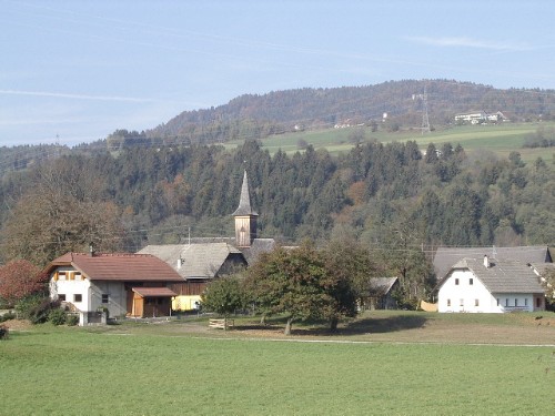 Zeluce 191003 001.jpg